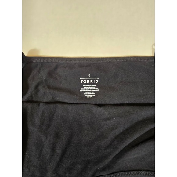 Torrid Black Sleeveless Tank Top Plus Size 5 Casual Everyday Layering - Picture 3 of 5